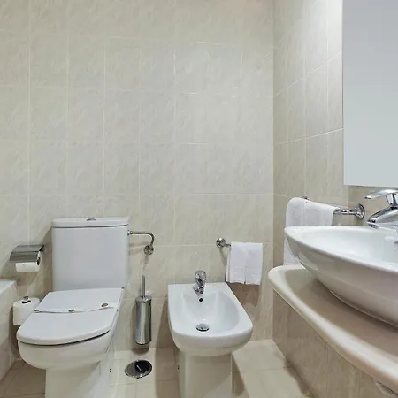 Lux Mundi 3*
